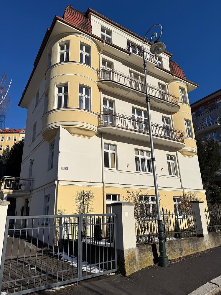 Prodej bytu 3+kk 100 m²