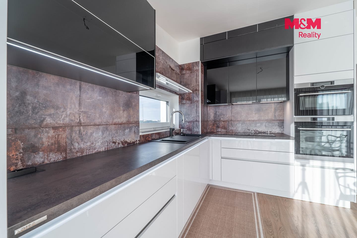 Prodej bytu 5+kk 112 m²