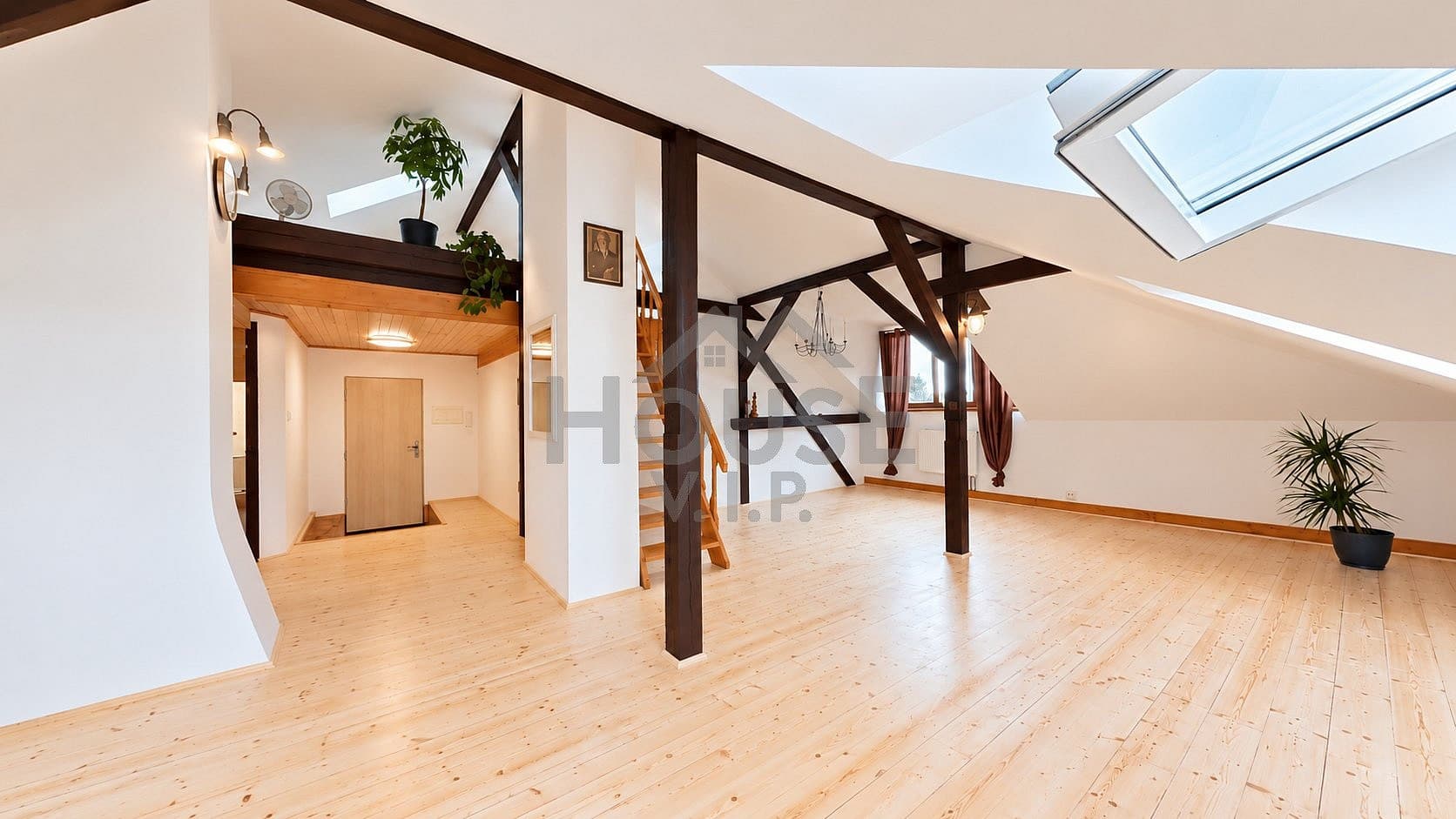 Prodej bytu 2+kk 97 m²