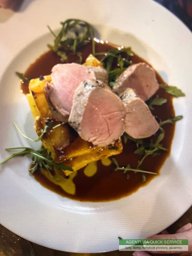 Pronájem restaurace 180 m²