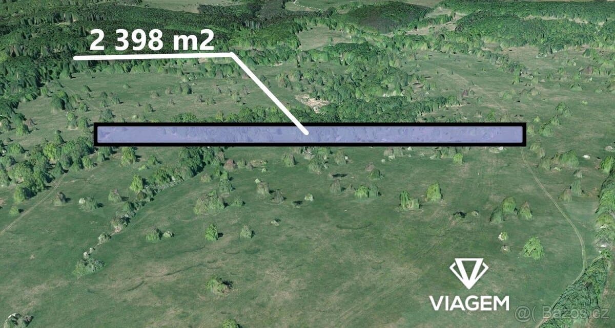 Pole 2 398 m²