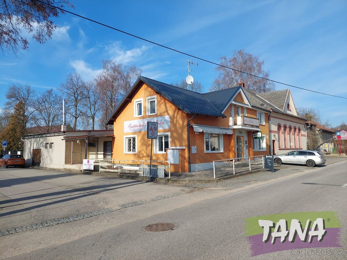 Prodej zavedené restaurace Na Veselce, s prostorným sálem a
