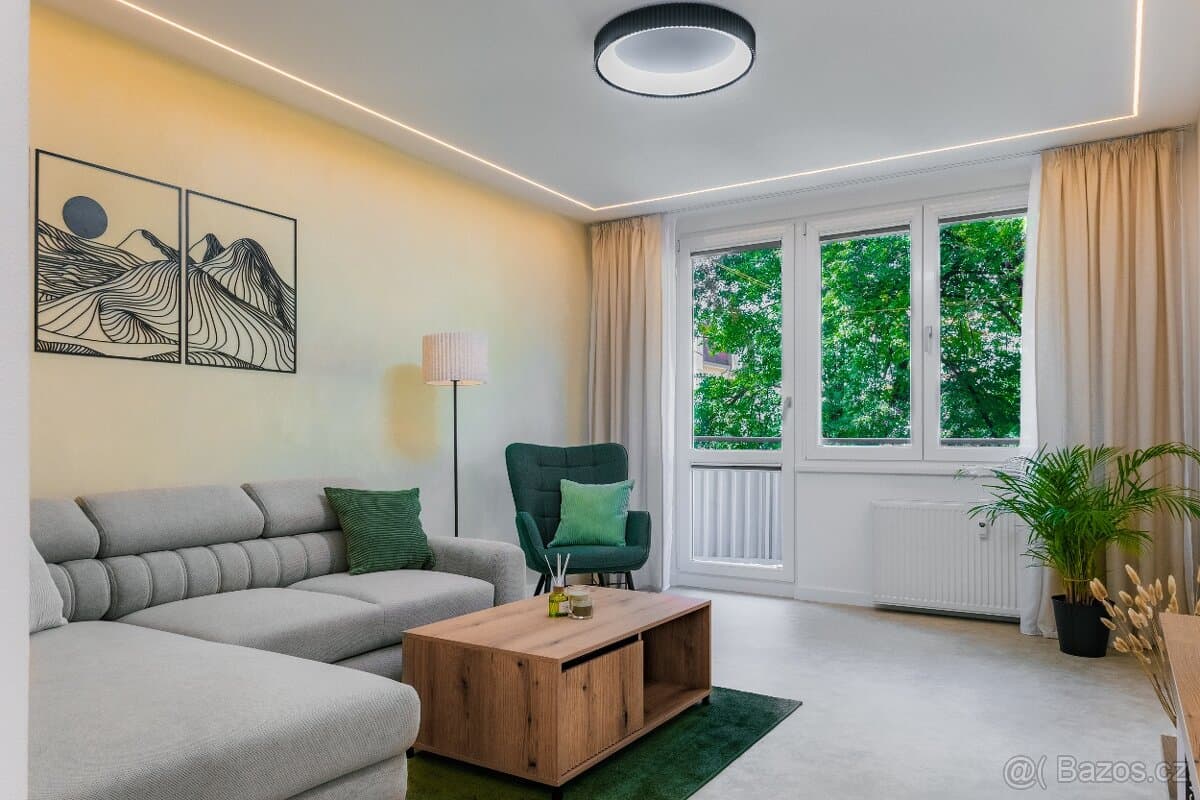 Prodej bytu 2+kk 59 m² Větrná, České Budějovice