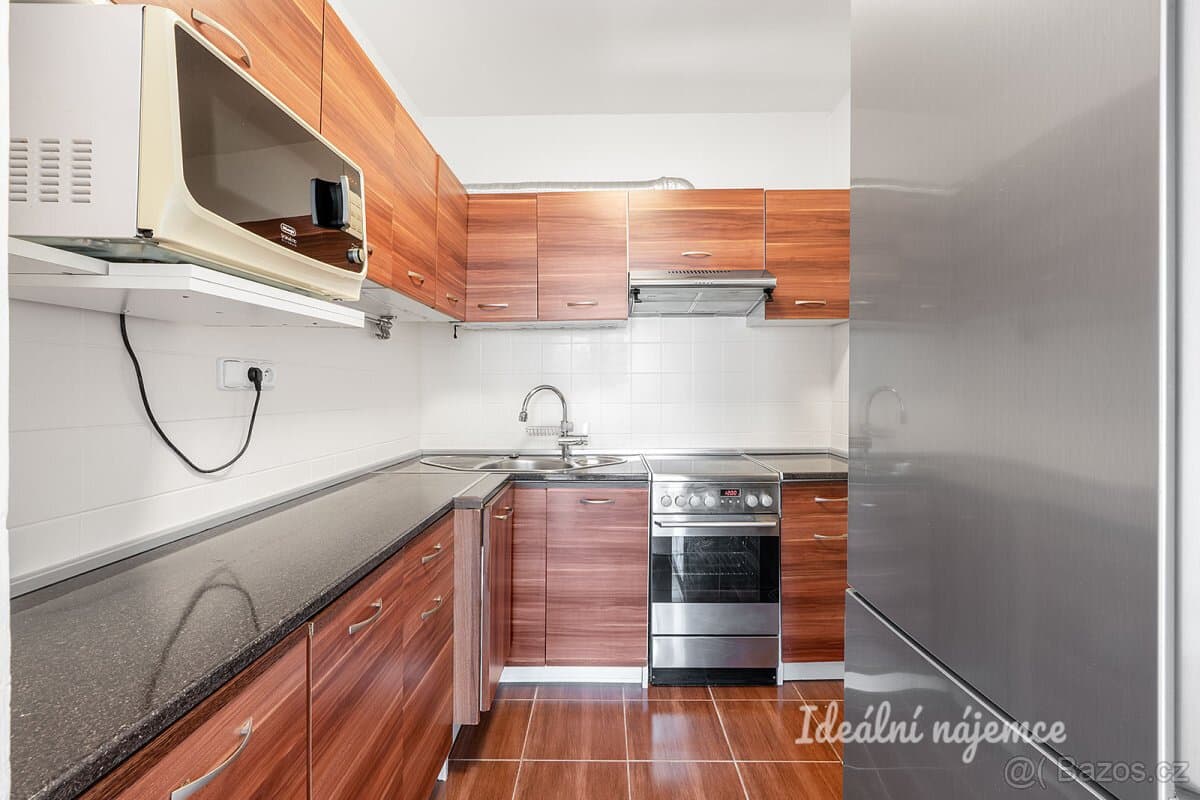 Pronájem bytu 2+kk, Ciolkovského, Ruzyně, 41 m2