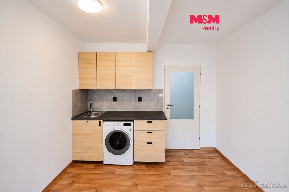 Prodej bytu 1+kk, 17 m², Praha 2 - Nusle, ul. Krokova