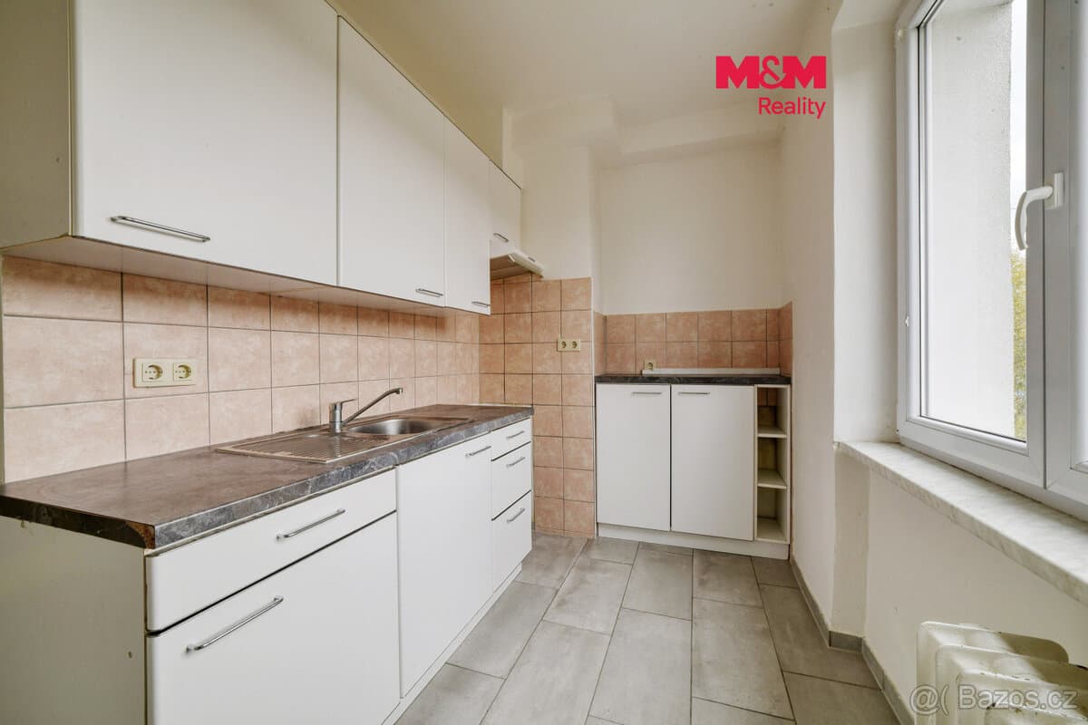 Prodej bytu 2+1, 51 m², Kynšperk nad Ohří, ul. náměstí SNP