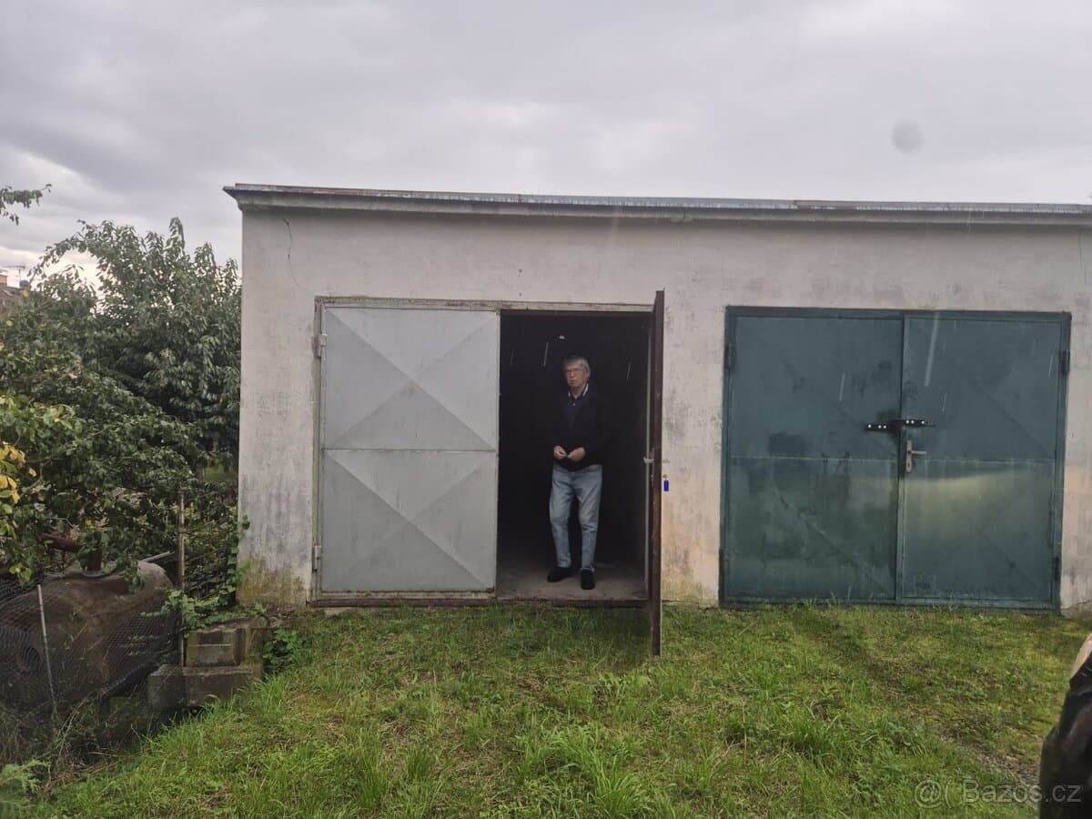 Prodej garáže 22 m² – Předměřice nad Labem