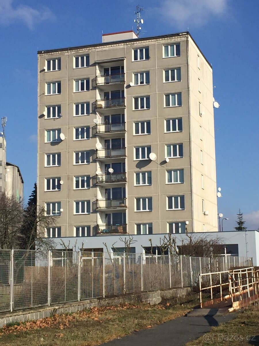 PRONÁJEM BYTU KLATOVY - 2+1 - BEZ RK