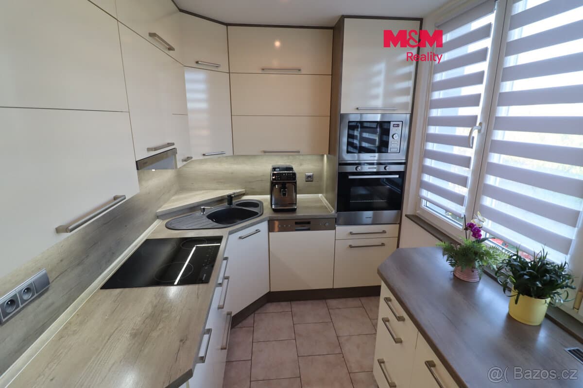 Prodej bytu 2+1, 60 m², Postoloprty, ul. Dvořákova