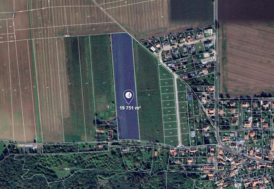 Prodej pozemku 8.230 m²