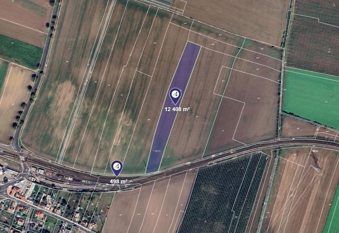 Prodej pozemku 28.012 m²