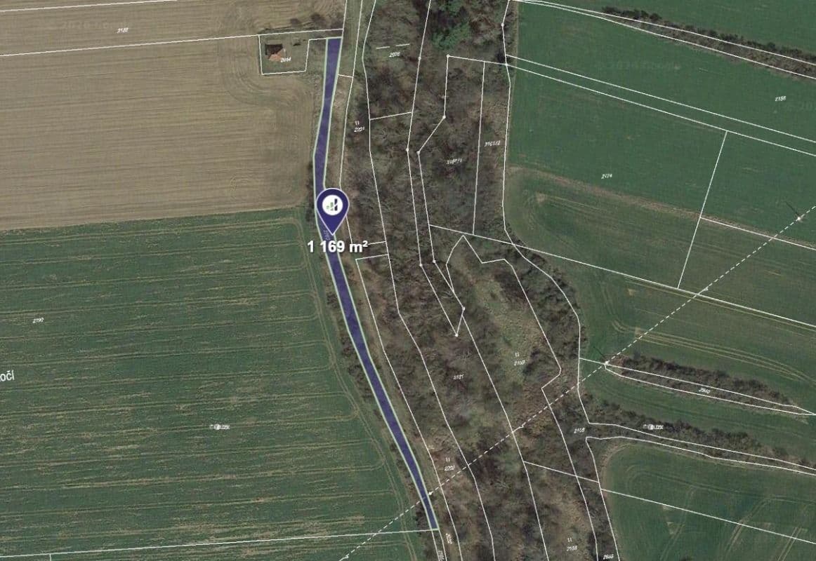 Prodej pozemku 1.169 m²