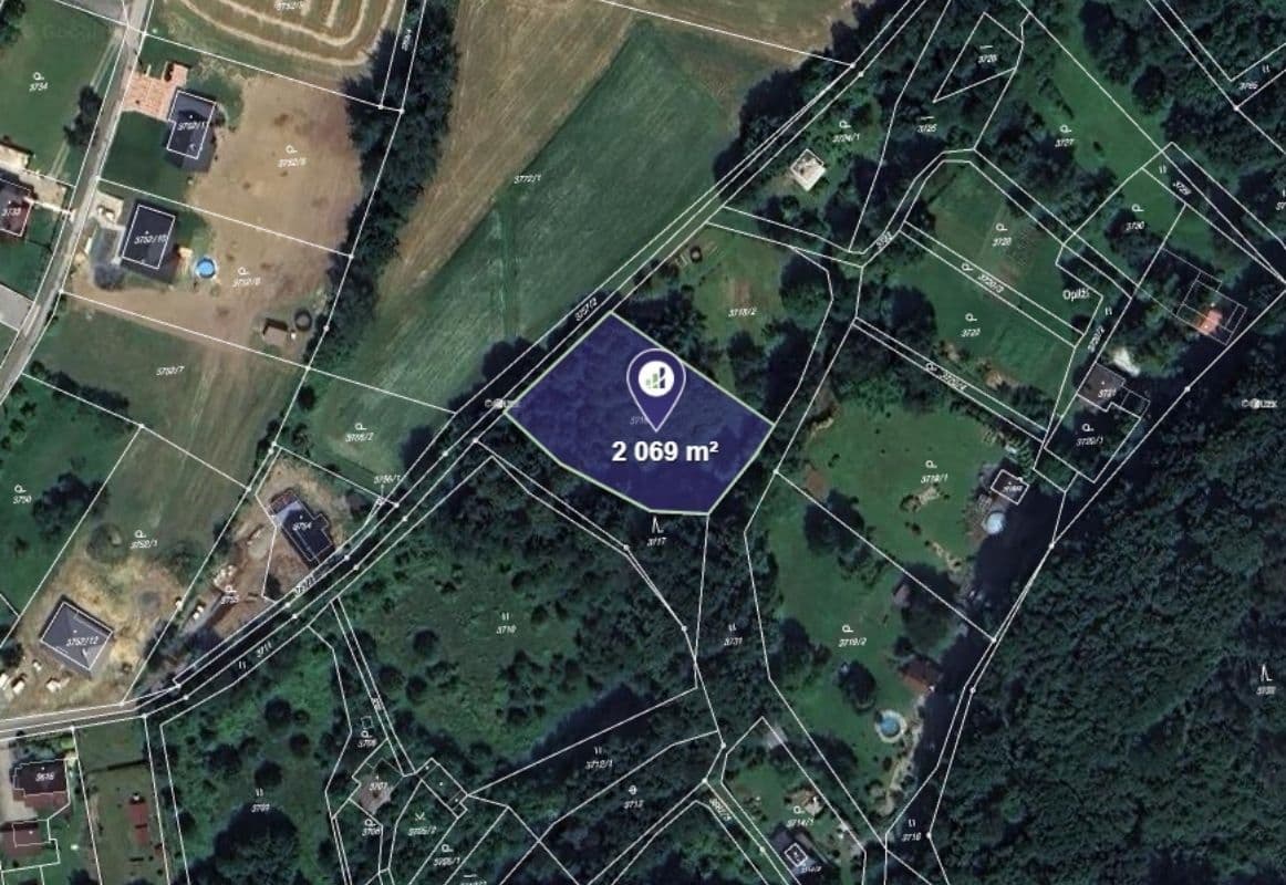 Prodej pozemku 2.069 m²