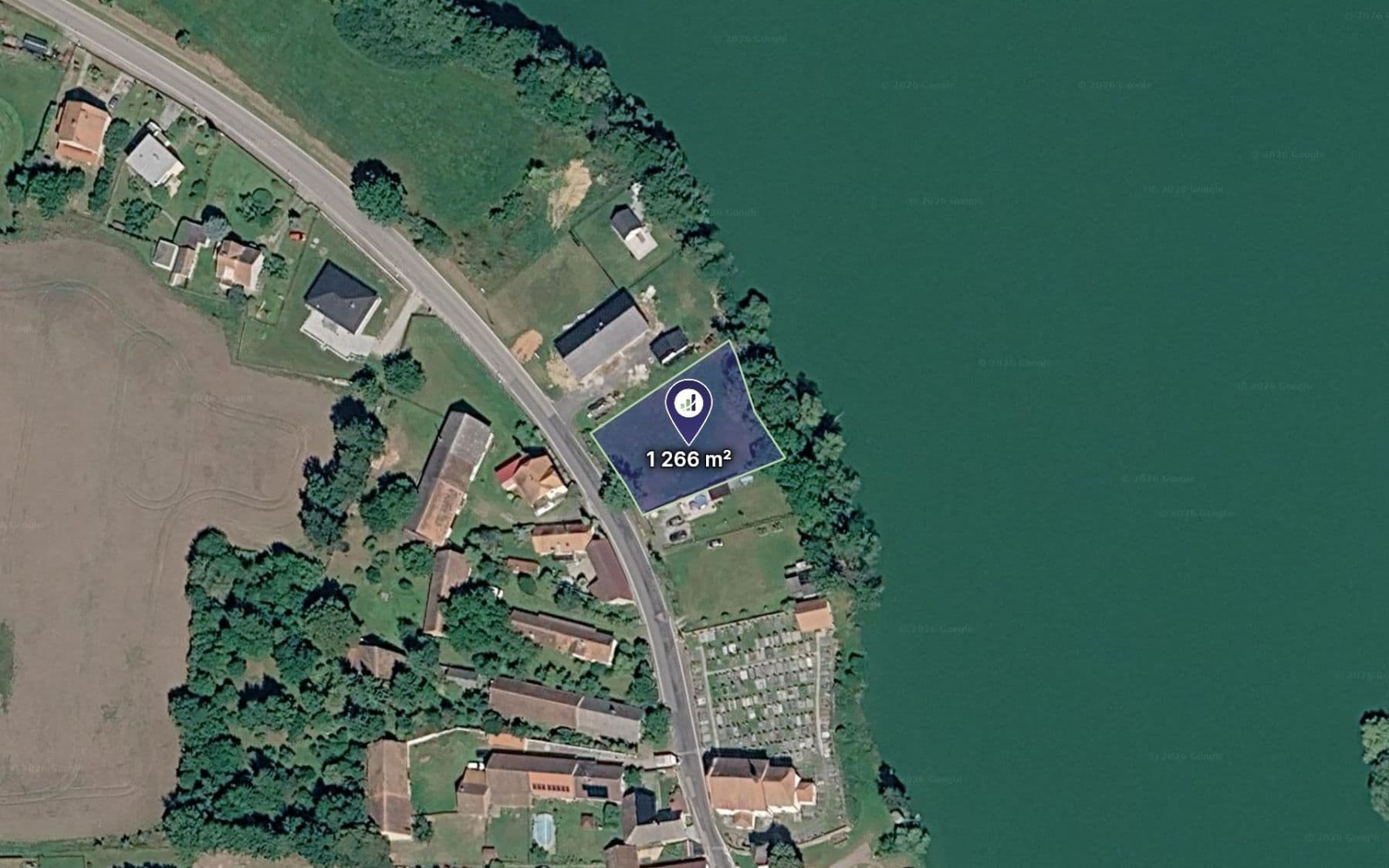 Prodej pozemku 1.266 m²