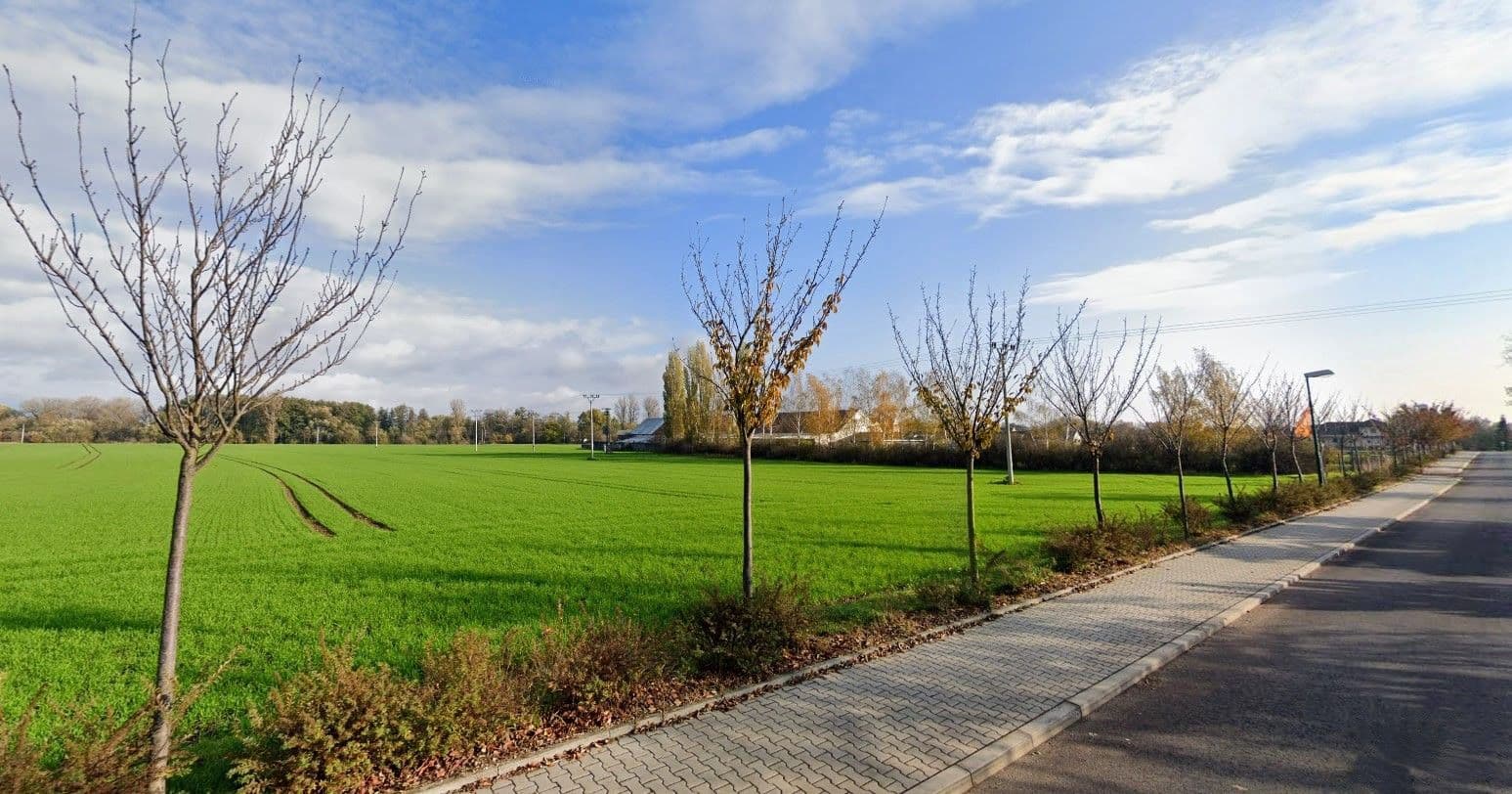 Prodej pozemku 4.042 m²