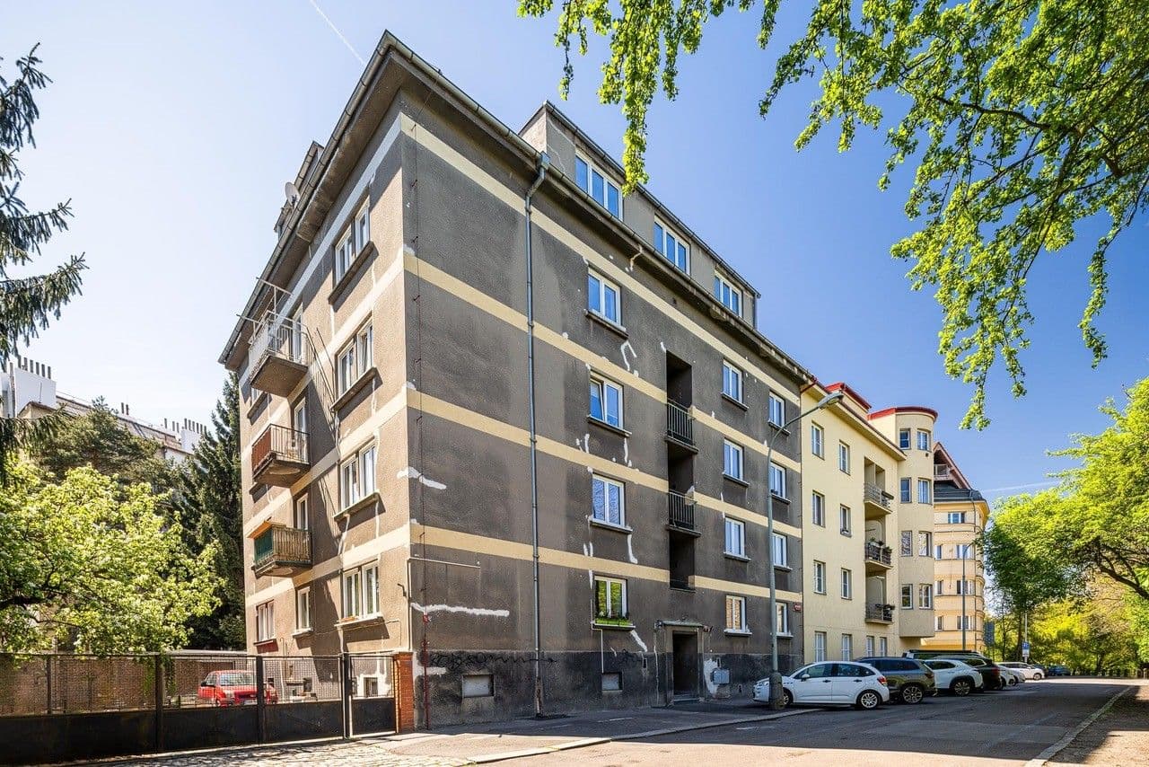 Prodej bytu 2+1 56 m²