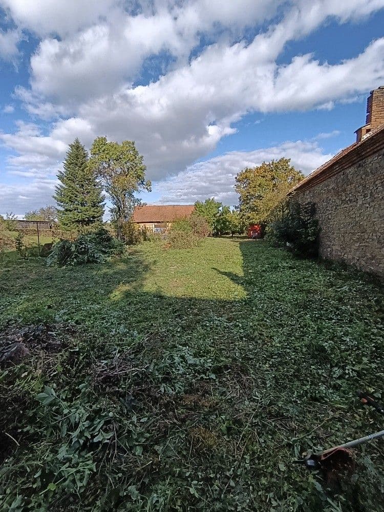Prodej pozemku 1.232 m²