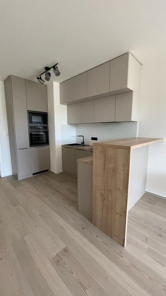 Prodej bytu 1+kk 40 m²