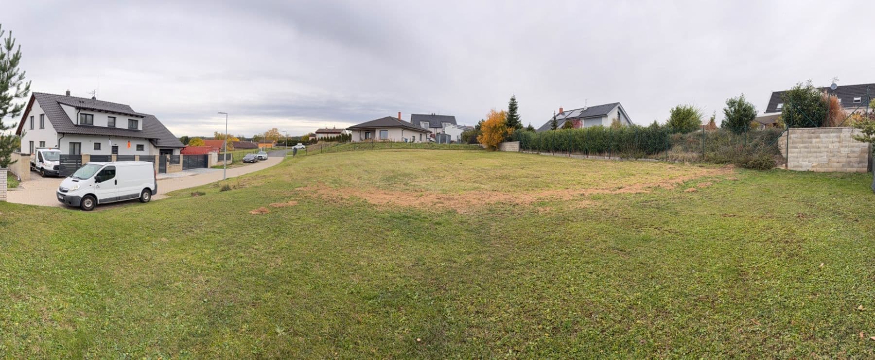 Prodej pozemku 1.166 m²
