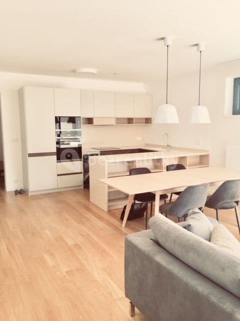 Prodej bytu 2+kk 83 m²