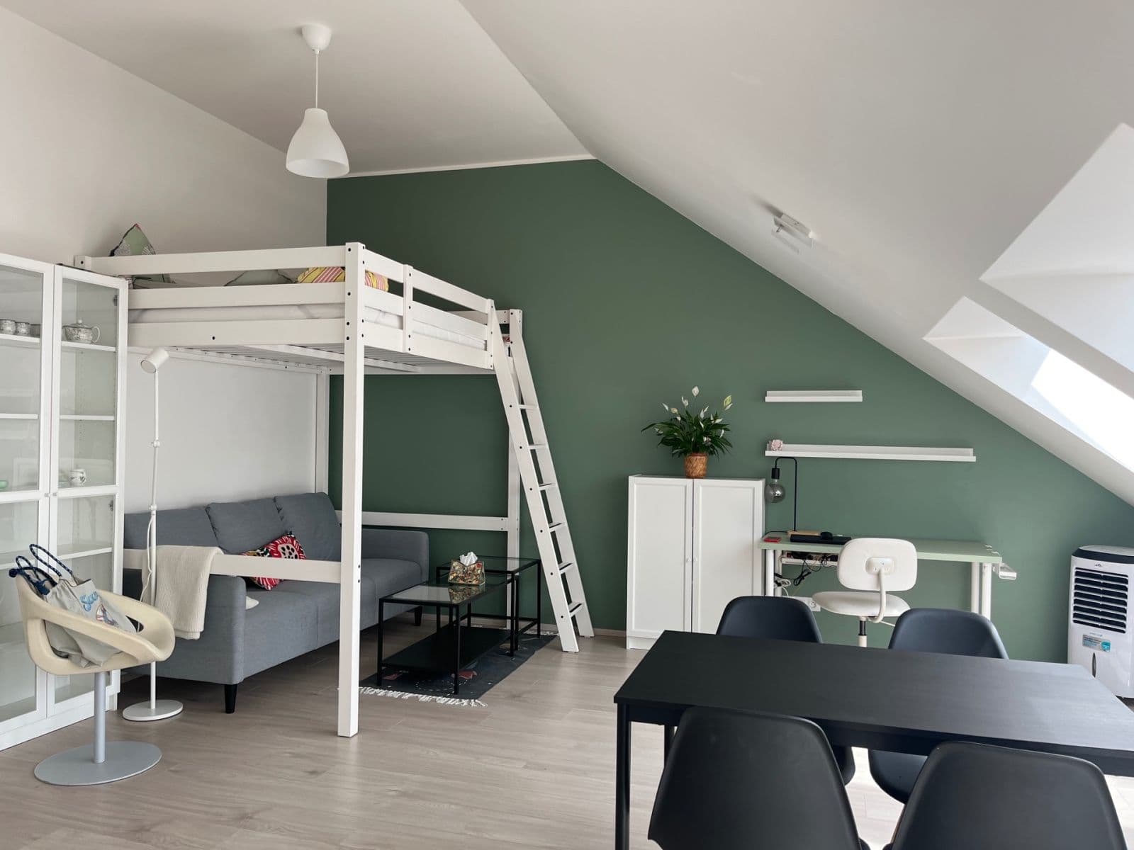 Pronájem bytu 1+kk 44 m²