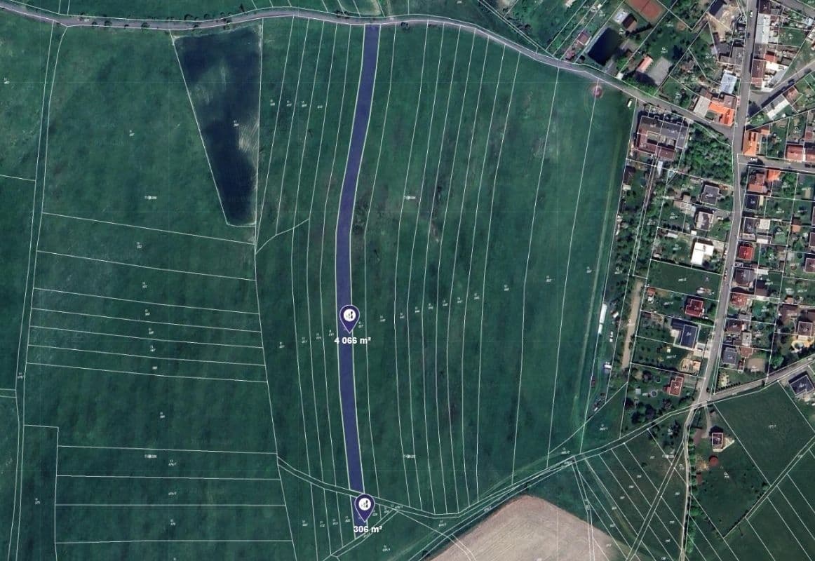 Prodej pozemku 4.372 m²