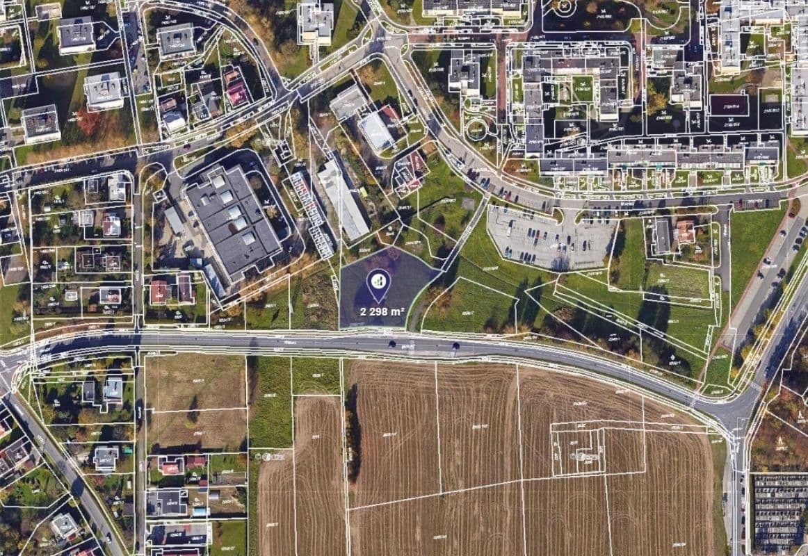 Prodej pozemku 2.298 m²